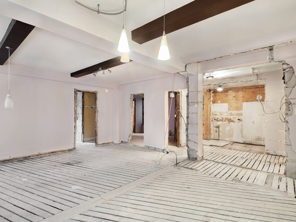 Bornova’da Ev Tadilatı Yaptırmadan Önce Bilmeniz Gerekenler